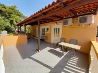 Apartments Vinko Mljet- One-Bedroom Apartment with Terrace (A5) Hotels in Sobra