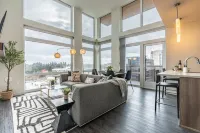2BR | Balcony, Gym, Lounge | Bellevue | Sophari C