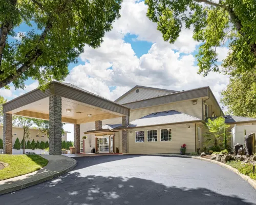 Best Western Plus Prairie Inn Hotels in Albany