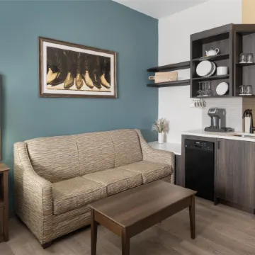 Best Western Plus Frontier Inn