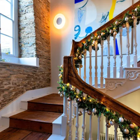 Restored House in Padstow with Hot Tub