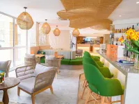 ibis Styles Tours Centre - bar