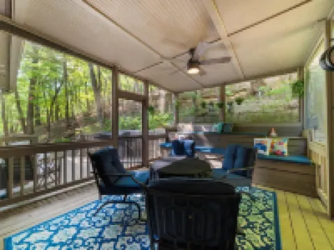 Escape to Nestled Sparrow, a peaceful 4BR/3BA retreat in Big Canoe, GA