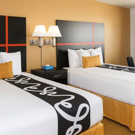 Chaparral Motor Inn