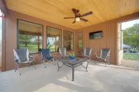Horseshoe Bay Resort Home ~ 6 Mi to Lake LBJ! - 3-Star
