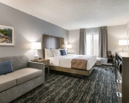 Quality Inn Hotels in Marquette