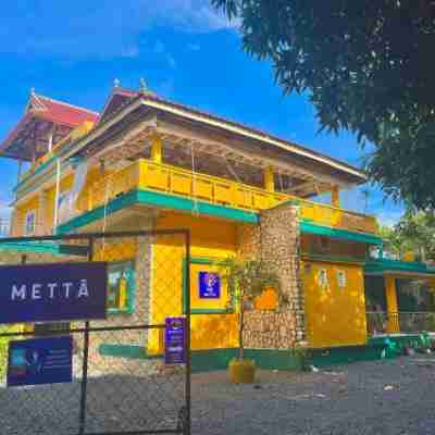 Mettā Guesthouse Kampot Hotel Exterior