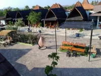 Villa Algia Ciletuh Hotel di Ciemas