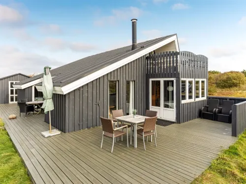 "Casandra" - 600m from the Sea - 4-Star