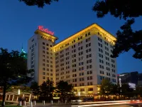 Colcord Hotel Oklahoma City, Curio Collection by Hilton Hotels near Devon Energy Center
