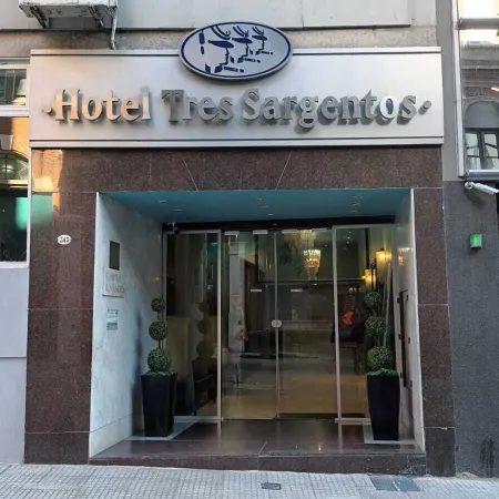 Hotel Tres Sargentos Отели рядом с достопримечательностью «Здание Кавана»