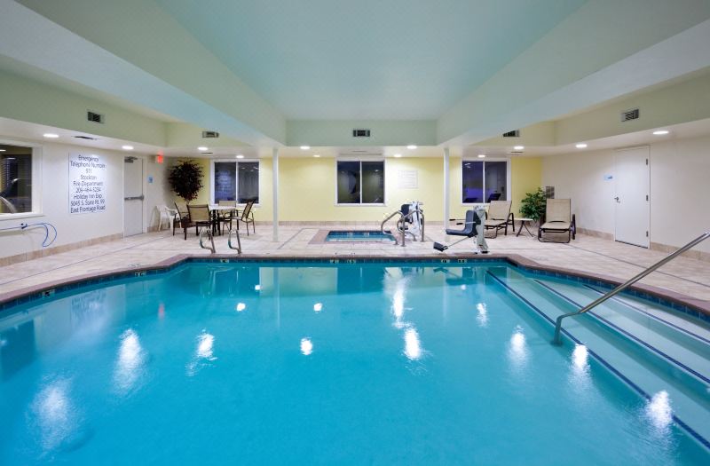 Holiday Inn Express Stockton Southeast by IHG photo 3
