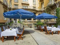 Radisson Blu Schwarzer Bock Hotel Wiesbaden Отели рядом с достопримечательностью «Вестенд»