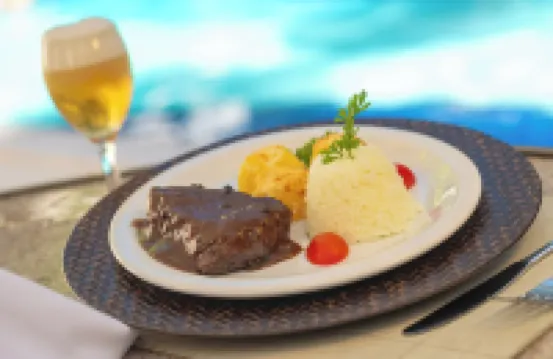 貝羅翁迪納普拉亞酒店