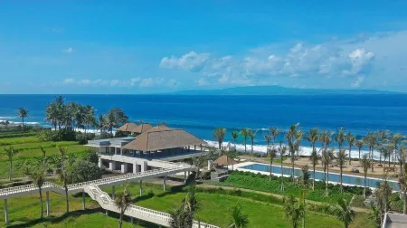 Komaneka at Keramas Beach