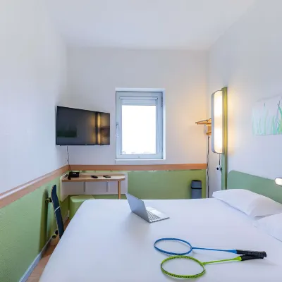 Hotel Ibis Budget Porto Gaia Hotels near Botanic Garden