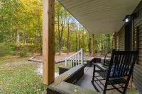 Oak Creek--Hot Tub-Fire Pit-Creekside Exploration Area, Secluded