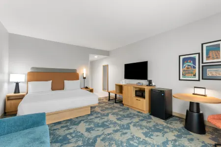 Hampton Inn & Suites Pensacola/I-10 Pine Forest Road Отели в г. Кантонмент