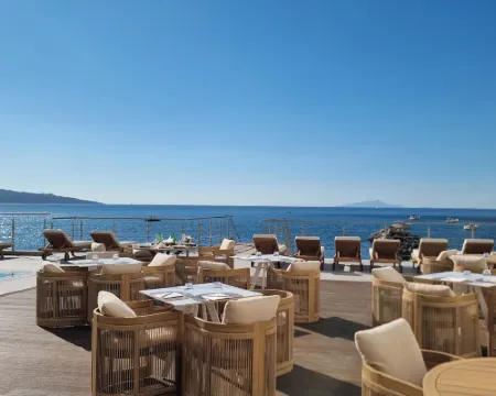 Alimuri Bay Resort Hoteles en Meta