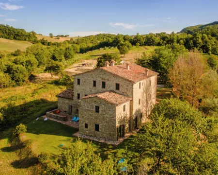 アグリツーリズモ モンテロベスコ グッビオのホテル