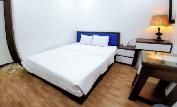 Cat Ba Charm Island Hotel