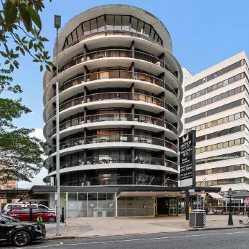 Madison Tower Mill Hotel Отели рядом с достопримечательностью «Скалы Кангару-Пойнт»