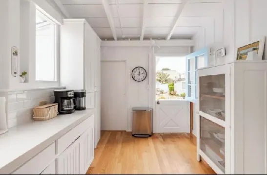 Carpinteria Beach Front Bungalow