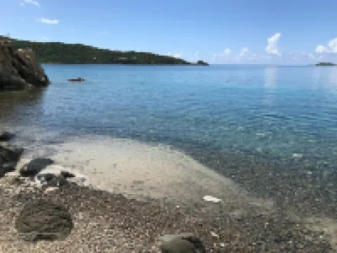 Spectacular Beachfront Villa. Great Snorkeling, Kayaking, Sunrise & Sunset Views