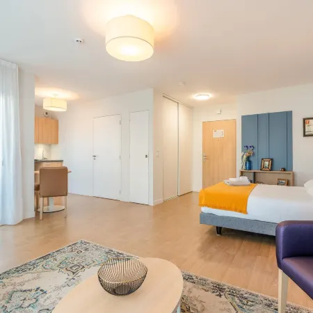 Quality Suites Rochefort