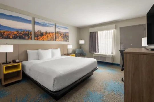 Days Inn by Wyndham Murphy