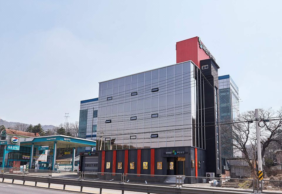 스위트호텔 썸네일