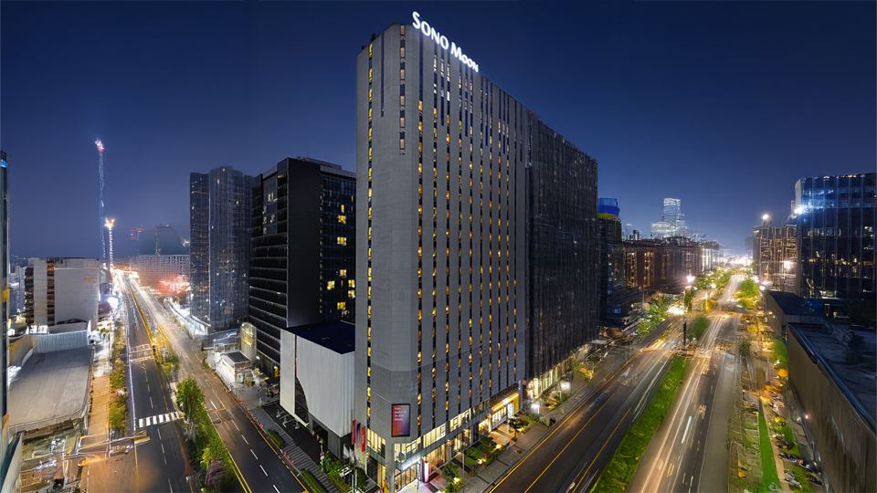 ภายนอกโรงแรม