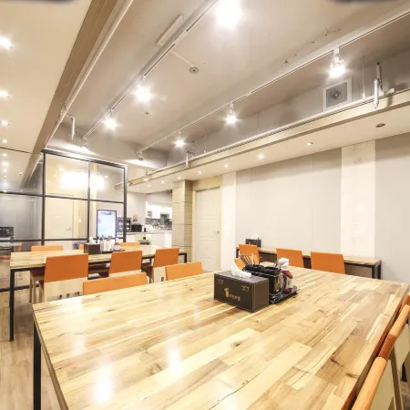 Hanam 1st Business Hotel