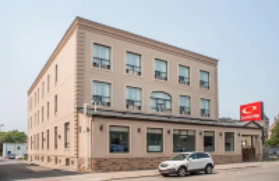 Woodstock Inn and Suites Hotels in Woodstock