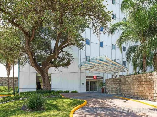 Ibis Monterrey Valle Экстерьер Photos