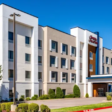 Hampton Inn & Suites Waxahachie