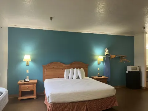 Motel 6波特蘭，IN