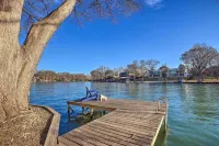 10 Mi to New Braunfels: Waterfront Seguin Gem - Homestays
