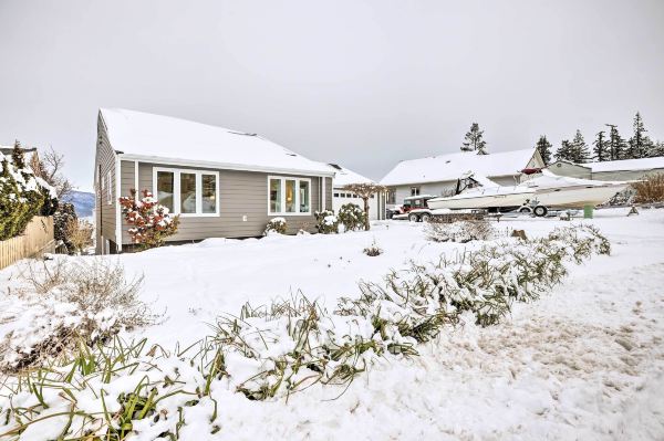 Anacortes Home w/ Views of Puget Sound