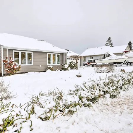 Anacortes Home w/ Views of Puget Sound