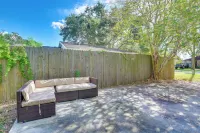 3 Mi to Riverwalk: Pet-Friendly Home w/ Yard! - spa