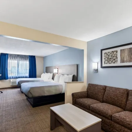 Quality Inn & Suites Springfield Southwest Near I-72