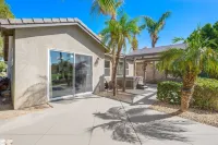 บ้านแสนอบอุ่น ใน คันทรีคลับ แบบมีรั้วรอบ