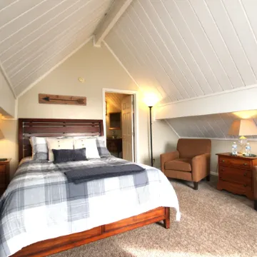 Sweetgrass Inn Bed & Breakfast