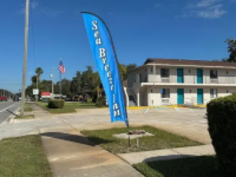Sea Breeze Inn