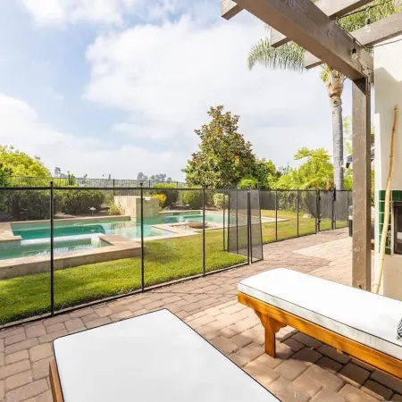 Gated Home With Pool Hot Tub