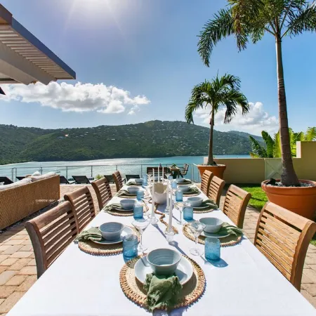 Stunning 360° Views of Magens Bay, St.John & BVI's. Luxury 6 bedroom villa