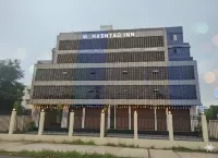 Hashtag Inn Opposite Sarusajai Stadium Hotel di 