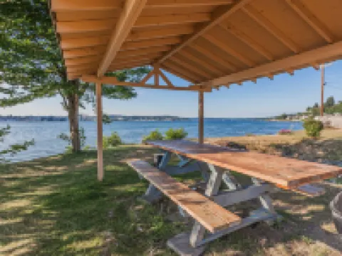 Comfort Inn on the Bay Hotels in Kitsap County