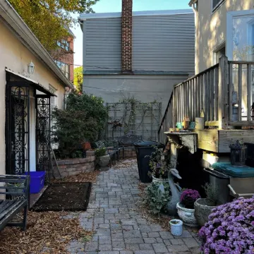 18th Cent. Charm in Historic Downtown Annapolis